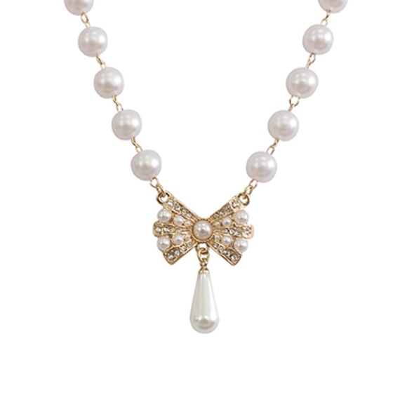 Bow Pearl Drop Pendant Necklace - Picture 2 of 3
